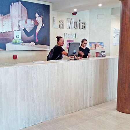 Hotel La Mota By Punta25 Hotels Group Медина дел Кампо Екстериор снимка