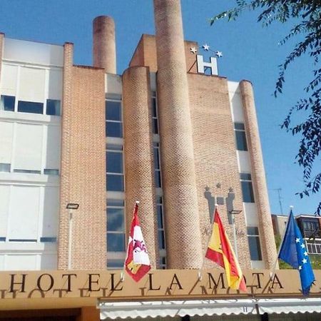 Hotel La Mota By Punta25 Hotels Group Медина дел Кампо Екстериор снимка