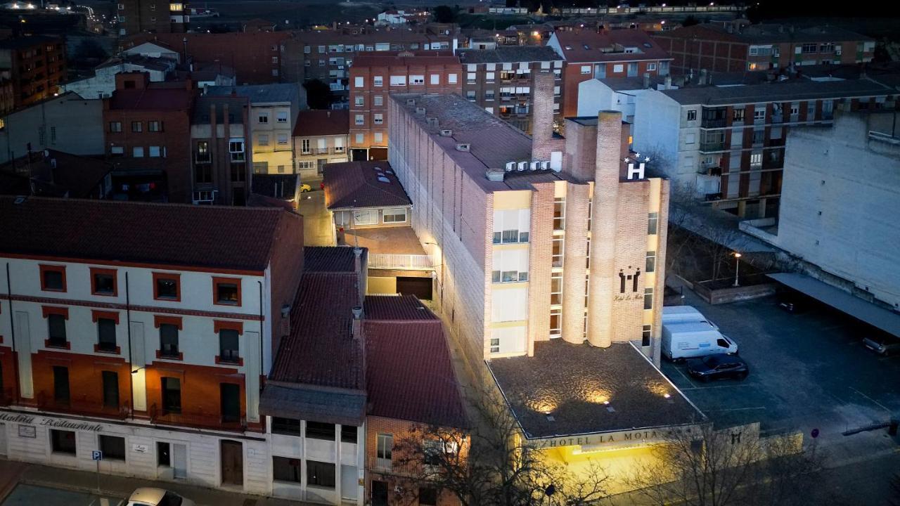 Hotel La Mota By Punta25 Hotels Group Медина дел Кампо Екстериор снимка