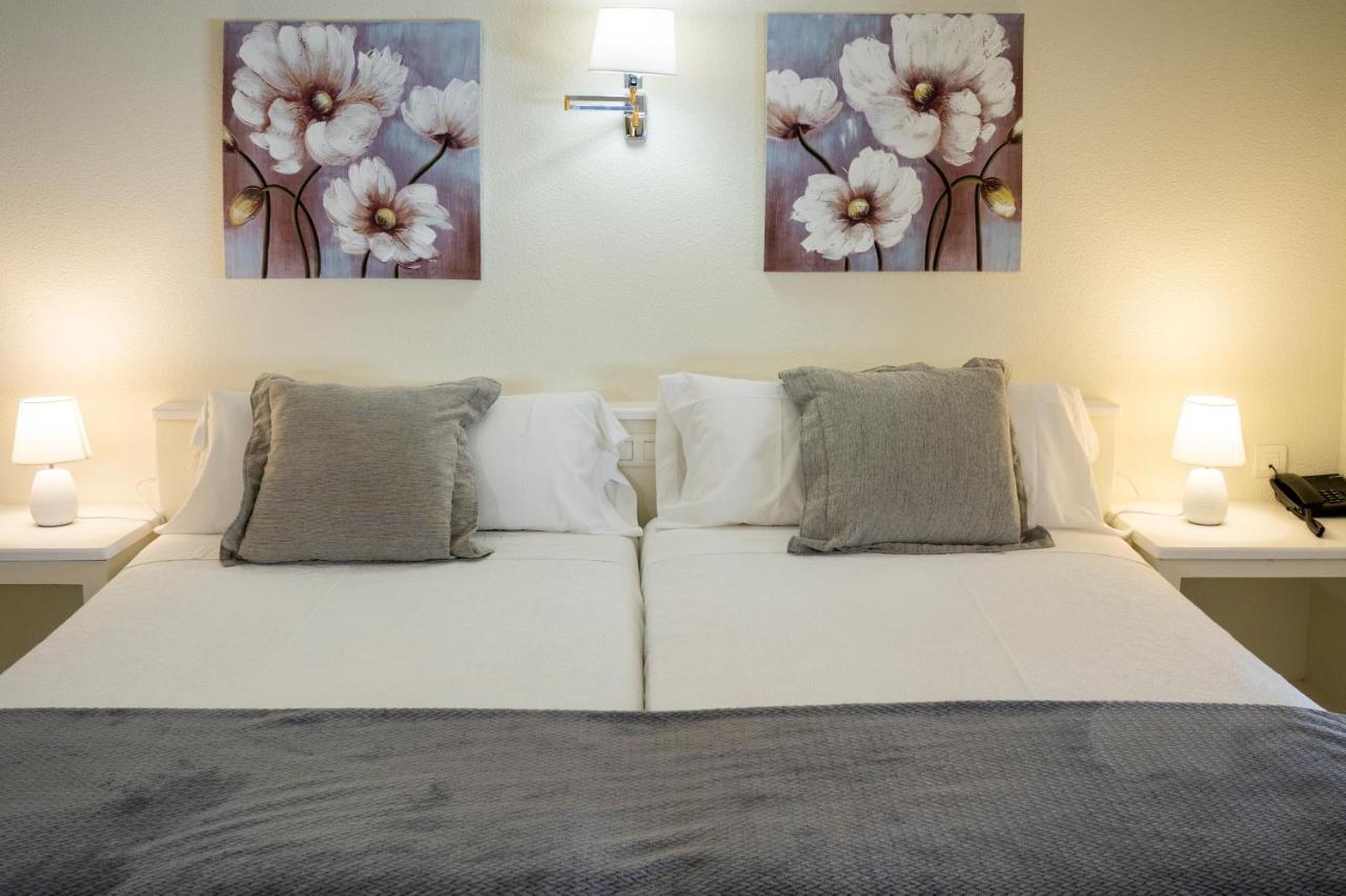 Hotel La Mota By Punta25 Hotels Group Медина дел Кампо Екстериор снимка